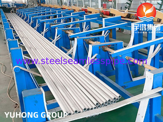 ASTM A213 TP304L Tube échangeur de chaleur sans soudure en acier inoxydable résistant à la corrosion, étiré à froid