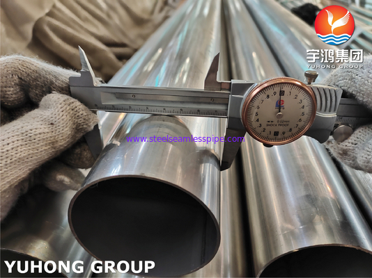 Tube soudé en acier inoxydable, ASTM A249 TP304 / UNS S30400 / SUS 304, Pour chaudière ou surchauffeur