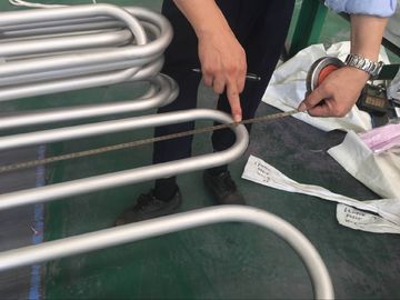 Tube sans couture de coude en U d'ASTM B444 Gr.2 INCONEL 625 pour l'application 100% UT et ET et HT d'échangeur de chaleur