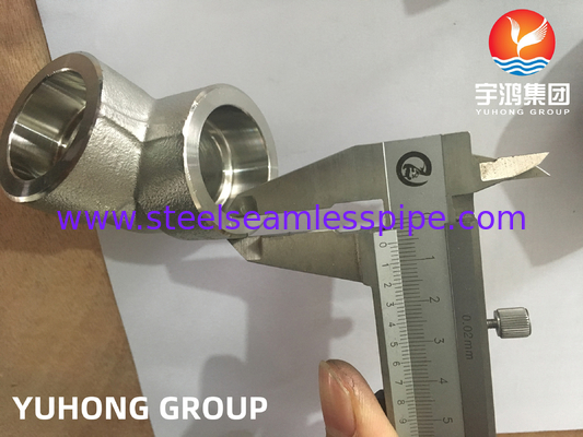 ASTM A182 F304 acier inoxydable forgé à 90 degrés.11