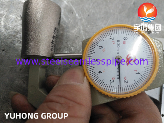 JIS B2312 SS304 Reducteur de soudage à bout sans couture ECC Reducteur raccords en acier inoxydable