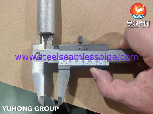 ASME B36.10 Tête de tuyau ASTM A790 UNS S31803 Tête en acier duplex sans soudure