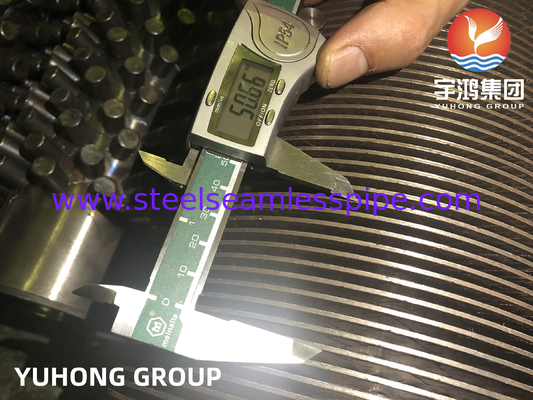 Pour les tubes à aubes, les tubes à aubes sont des tubes à aubes de type ASTM A106 Gr.B A335 P5 P9 A312 TP304 317L.