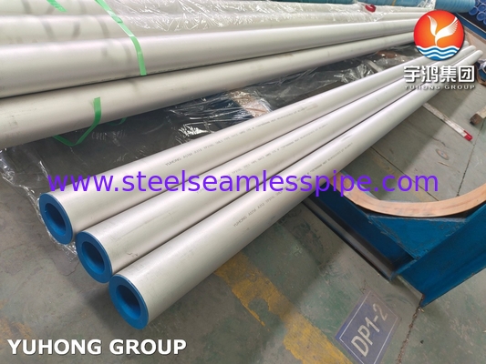 ASTM A312 TP316L Pipe sans soudure en acier inoxydable décapée et recuit pour l'application dans les raffineries pétrochimiques de pétrole et de gaz