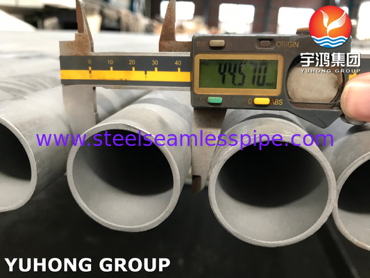 Tubes sans soudure ASTM A268 TP430Ti pour environnements chimiques agressifs
