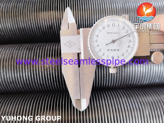 ASTM A213 T5 Tubes sans soudure en acier allié avec Al1060 Fin Strip Fin Tube pour refroidisseur d'air