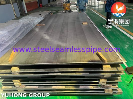 Plaque revêtue d'explosifs ASME SA516 Gr.70 revêtement en acier au carbone ASME SB127 Monel 400