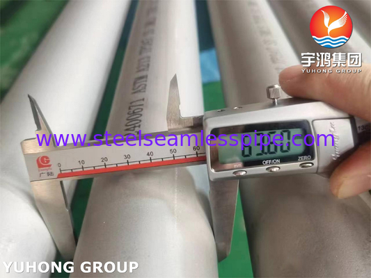 Tubes sans soudure en acier inoxydable ASTM A213 TP347 UNS S34700 Tubes échangeuses de chaleur