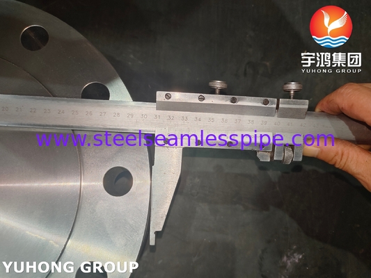 ASME SA350 LF2 Classe 1 Flange de couverture de buse en acier au carbone forgé pour systèmes de tuyauterie