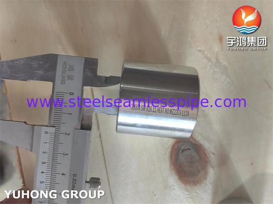 Raccord en acier inoxydable super duplex ASTM A182 F53 haute pression et résistant à la corrosion pour les applications pétrolières et gazières