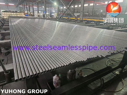 Tube sans soudure en acier allié ASTM A213 T5 pour échangeurs de chaleur à haute température