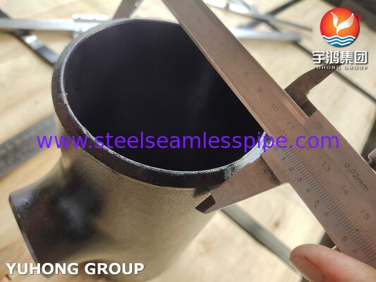 ASTM A234 WPB Aciers au carbone à accrochage réducteur T-shirt soudé à l'arrière