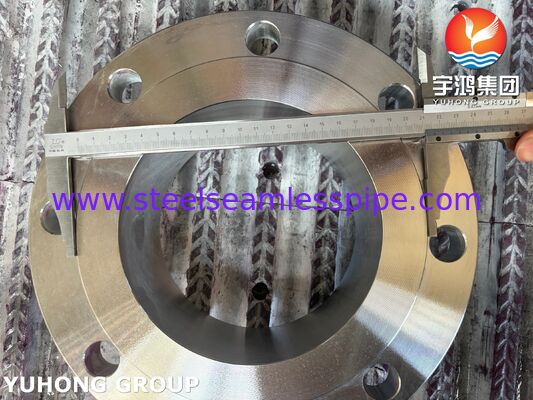 ASTM A182 F51 Bride UNS S31803 Acier Duplex Bride à collet soudé Bride forgée WNRF