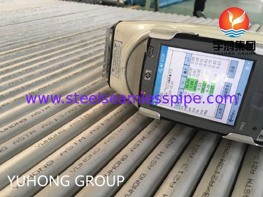 Tubes sans soudure en acier inoxydable brillant recuit pour les applications d'échangeurs de chaleur