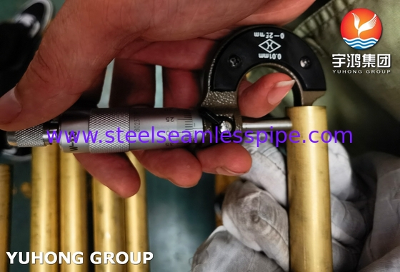 ASTM B111 C68700 Tubes en cuivre-nickel destinées aux condensateurs et échangeurs de chaleur